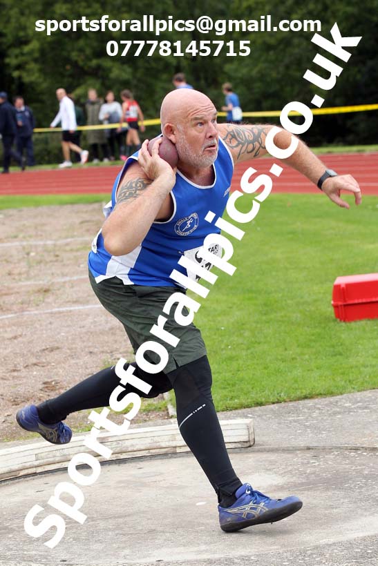 Shot putt, NECAA Open Meeting, Morpeth, Sunday, September 27th. David T. Hewitson/Sports for All Pics